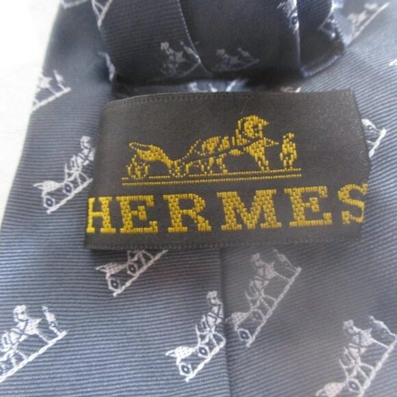 Authentic Hermès 100% Silk Necktie — Gray Carriage/Equestrian Pattern - Picture 2 of 2